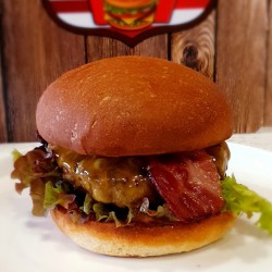 Burger bacon simple du Meg's Diner
